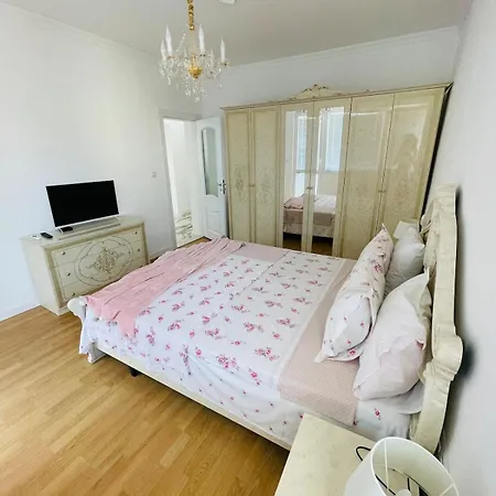 Luxury In The Heart Of Burgas